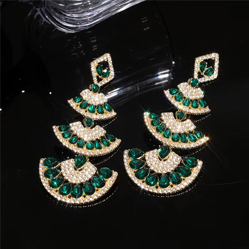 Design Drop-shaped Multi-color Diamond-encrusted Copper Alloy Temperament with Gold Earrings