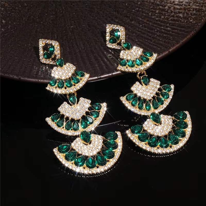 Design Drop-shaped Multi-color Diamond-encrusted Copper Alloy Temperament with Gold Earrings