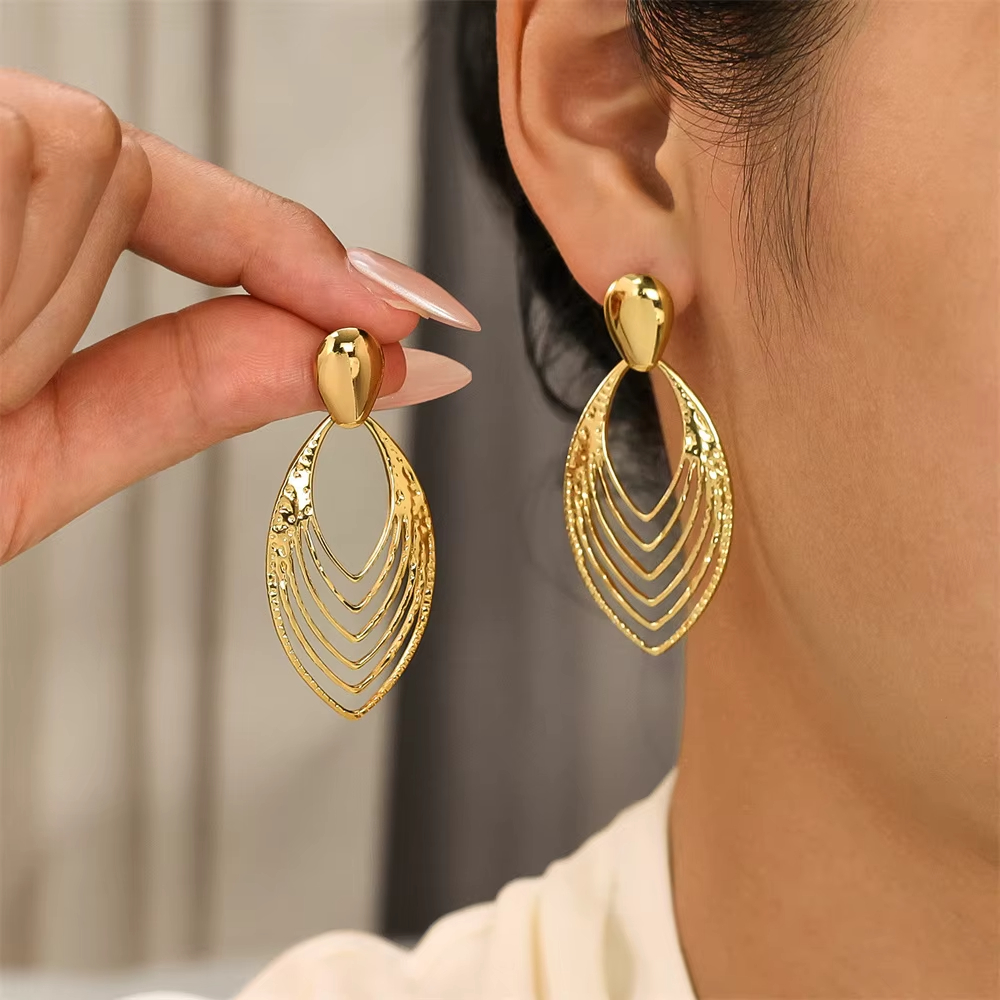 Designer Stainless Steel Hollow Leaf Pendant Earrings for Women Trendy Waterproof Female Accessories on Ear Fashion Jewelry Gift