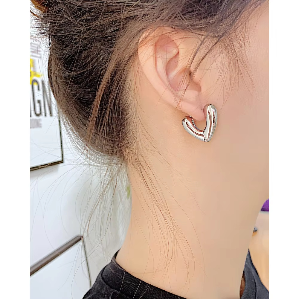 Dream Fashion Gold Plated Heart-Shaped Earrings New Design Hot Selling Fashionable Stainless Steel Jewelry for Gift