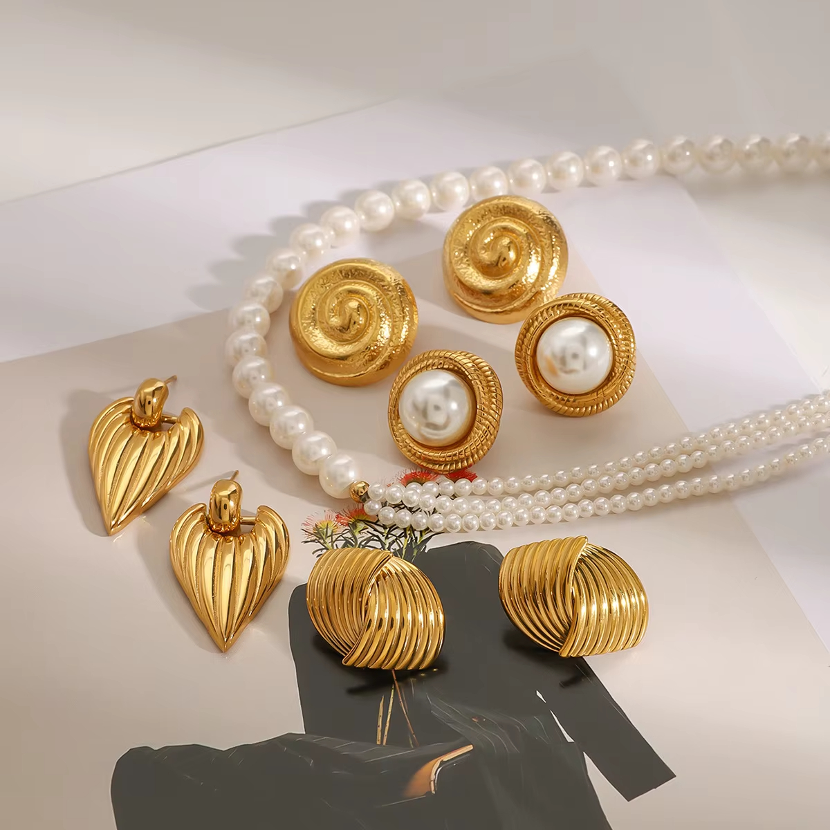 Earrings Set French Vintage Earrings Stainless Steel High-end PVD Gold Plated Elegant Pearl Drop Earrings for Women
