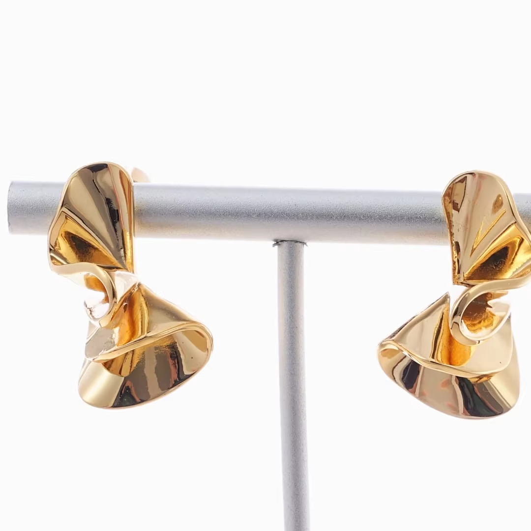 Elegant Vintage Women's Gold Silver Color Geometric Spiral Shape Twisted Stud Earrings Brass Shiny Shank Hinged Hollow Gift