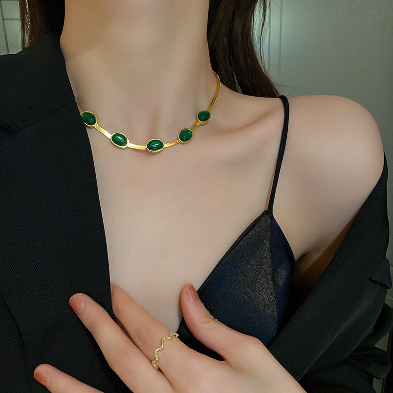 Elegant Green Stone Titanium Steel Choker Necklace