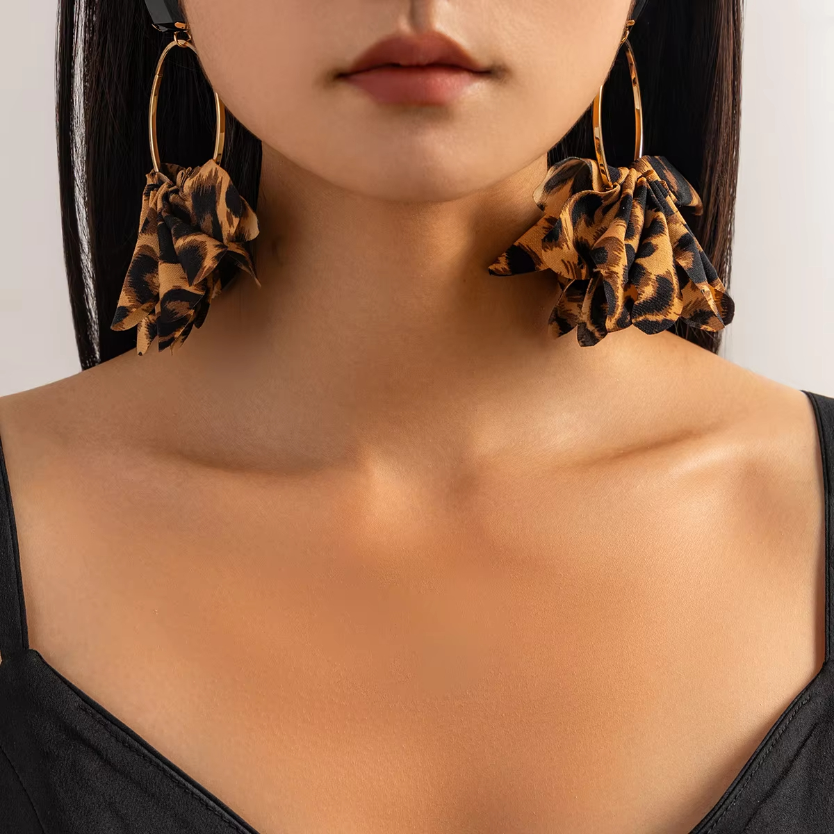 Ethnic Style Acrylic Fabric Art Leopard Earrings for Women Trendy Ladies Daily Street Hanging Hoop Earrings Fashion Jewelry Gift