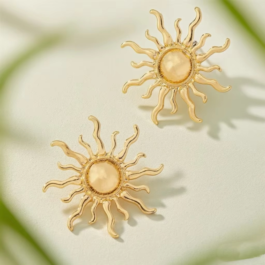 Europe United States All-Match High-End Sun Earrings Simple Exaggerated Butterfly Pattern Light Luxury Cross-Border Personality