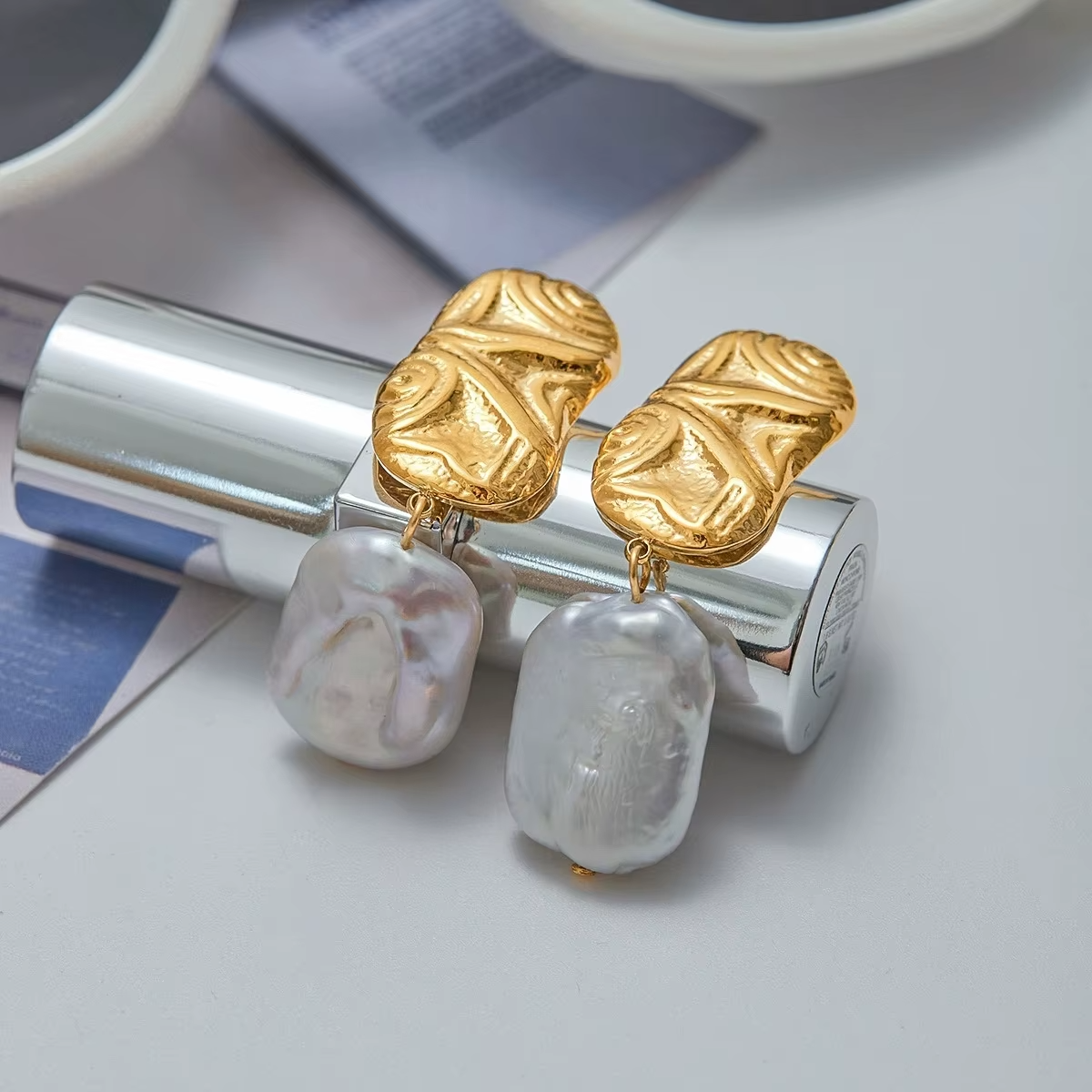 European and American Stainless Steel Luxury Design Earrings for Women, High-End Pearl Drop Statement Fashion Jewelry