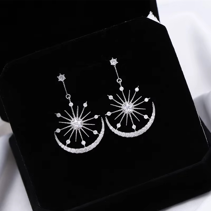 Korea Luxury Drop Earrings Zircon Star Moon Design Pendant Earrings Jewelry for Women