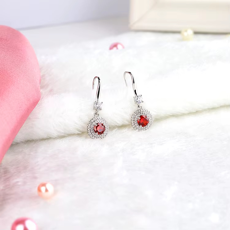Factory Direct Sale Light Luxury Zircon Drop Earrings 925 Silver Dangle Earrings for Women Fashion Jewelry for Birthday Gift