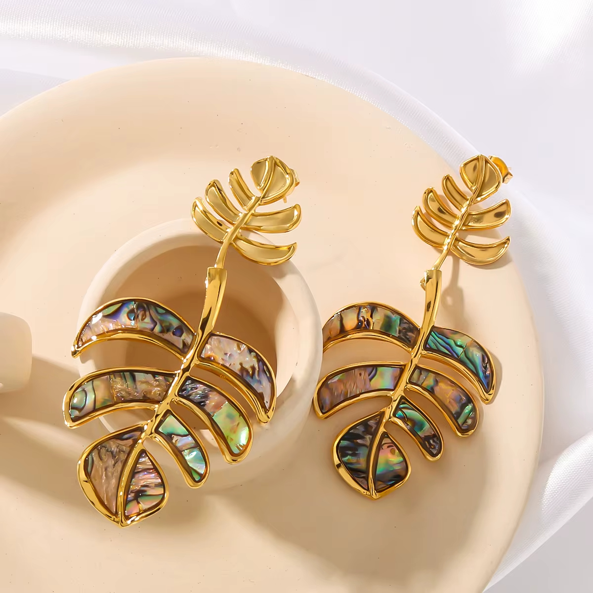 Fashion Daily Jewelry Prevent Allergy Stainless Steel Golden Natural Abalone Shell Leaf Drop Dangle Earrings