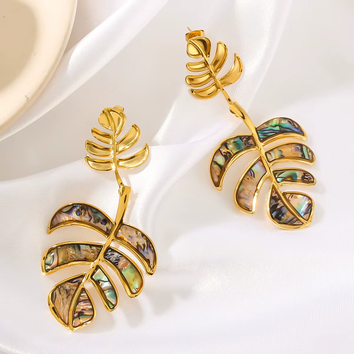 Fashion Daily Jewelry Prevent Allergy Stainless Steel Golden Natural Abalone Shell Leaf Drop Dangle Earrings