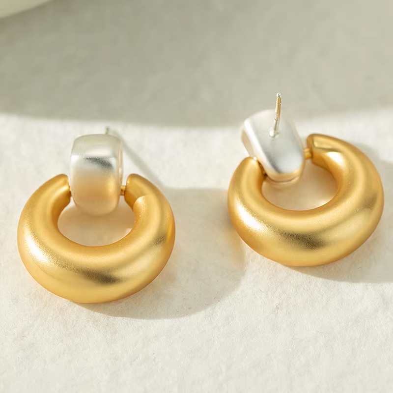 Fashion Fashion Earrings 2026 Exaggerated U-shaped Minimalist Style Earrings Women Big Earrings