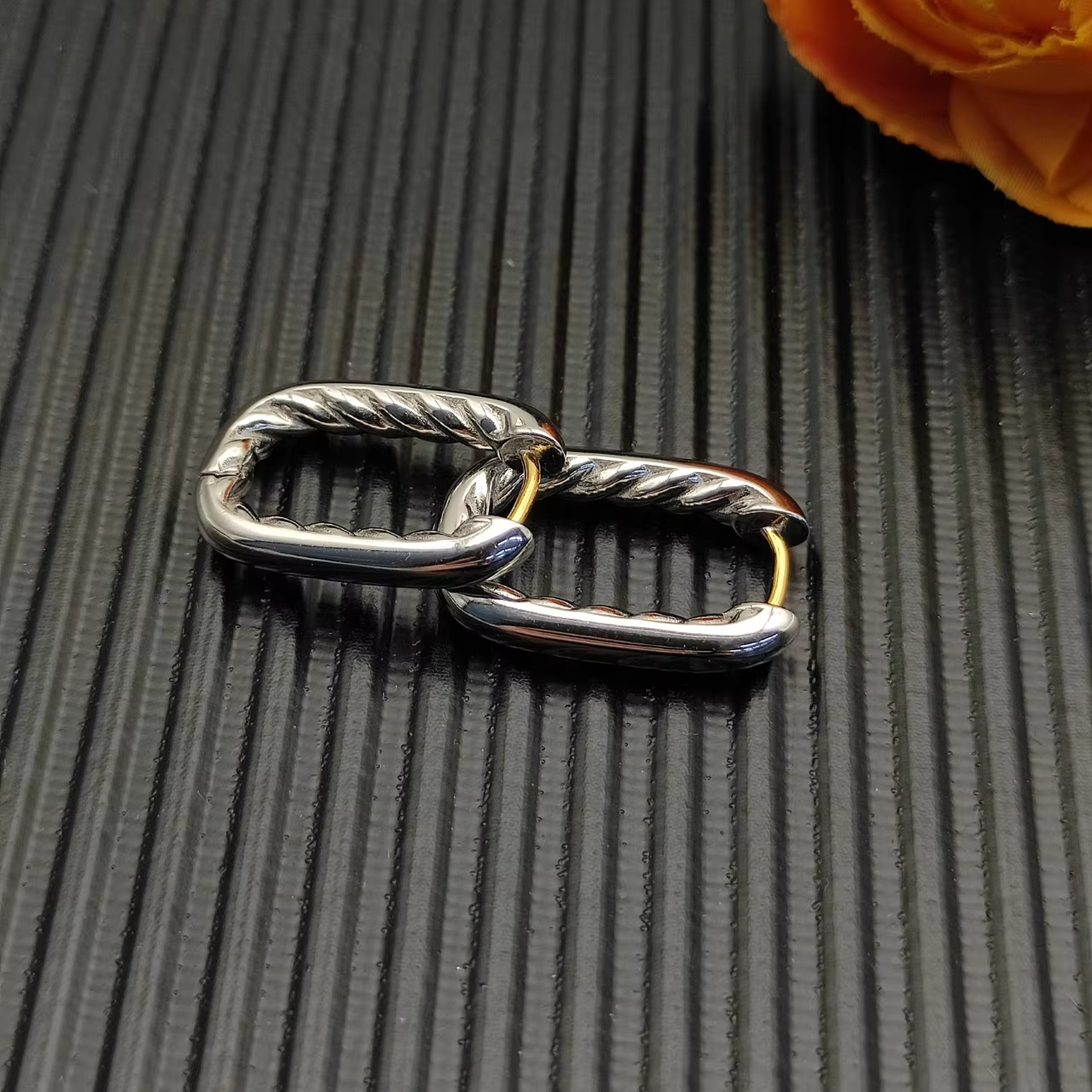 Fashion Fine 18K Gold Plated Statement Brand Twisted Earring Jewelry Women Men Luxury Diamond Designer Hoop Earrings