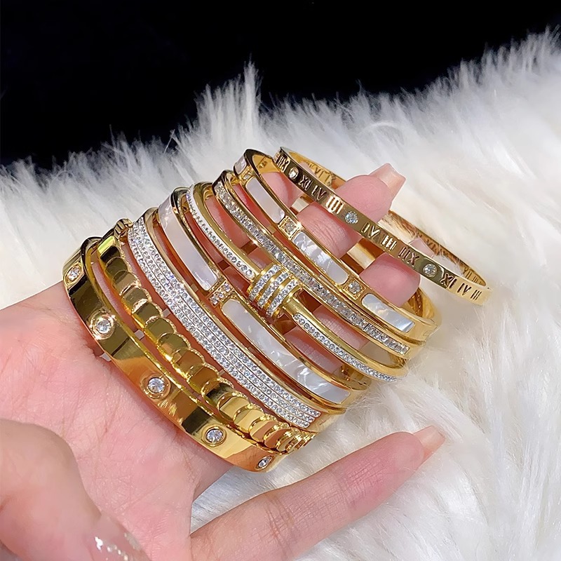 Fashion Jewelry Charm Bracelet Women18k Gold Plated Zircon Non Tarnish Waterproof Stainless Steel Jewelry Bracelet