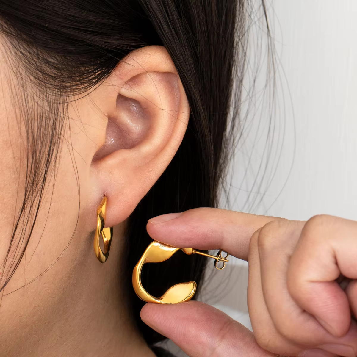 Fashion Jewelry Earrings Twisted Irregular Earrings PVD Stainless Steel Jewelry Hypoallergenic Designer Earrings for Women