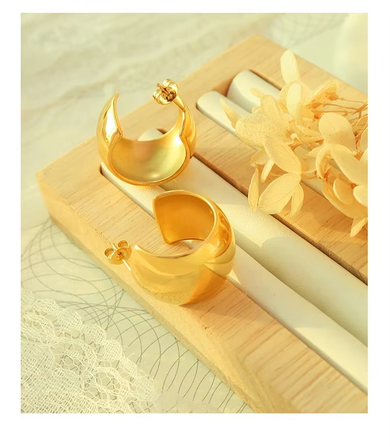 Fashionable and Luxurious Stainless Setel Smooth C-shaped Design Earrings with High-end and Romantic Jewelry