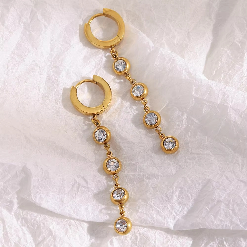 Fashionable and Luxurious Stainless Steel Design Zircon Earrings with a High-end Feel