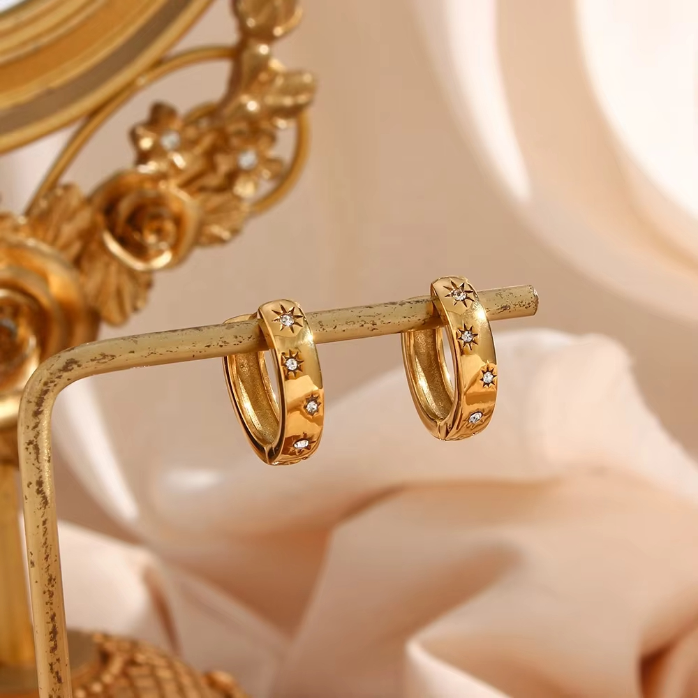 Fashionable and Luxurious Stainless Steel Small Sun Zircon Design Earrings, High-end and Romantic Jewelry
