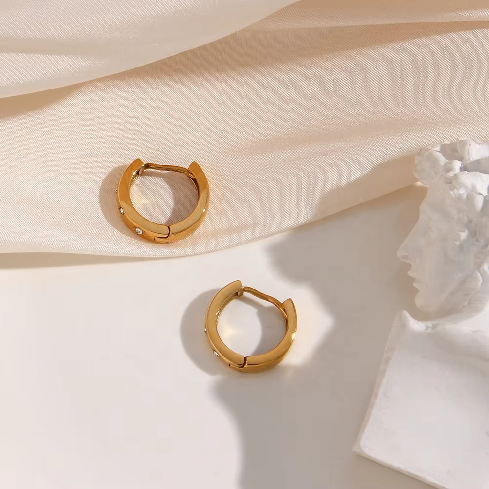 Fashionable and Luxurious Stainless Steel Small Sun Zircon Design Earrings, High-end and Romantic Jewelry