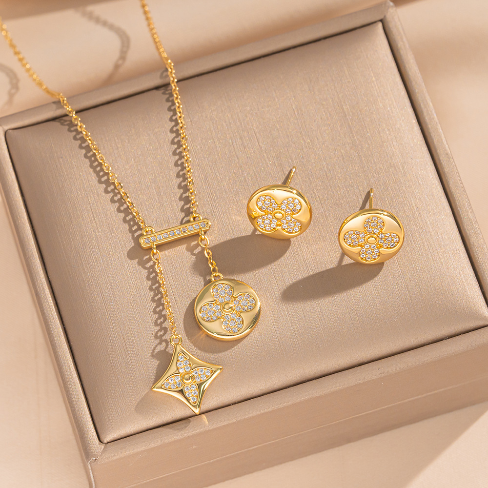 Stainless Steel Jewelry Clover Tassel Necklace Set Gold Silver Pendant Necklace Set Fashion Jewelry Necklace Bracelet Set