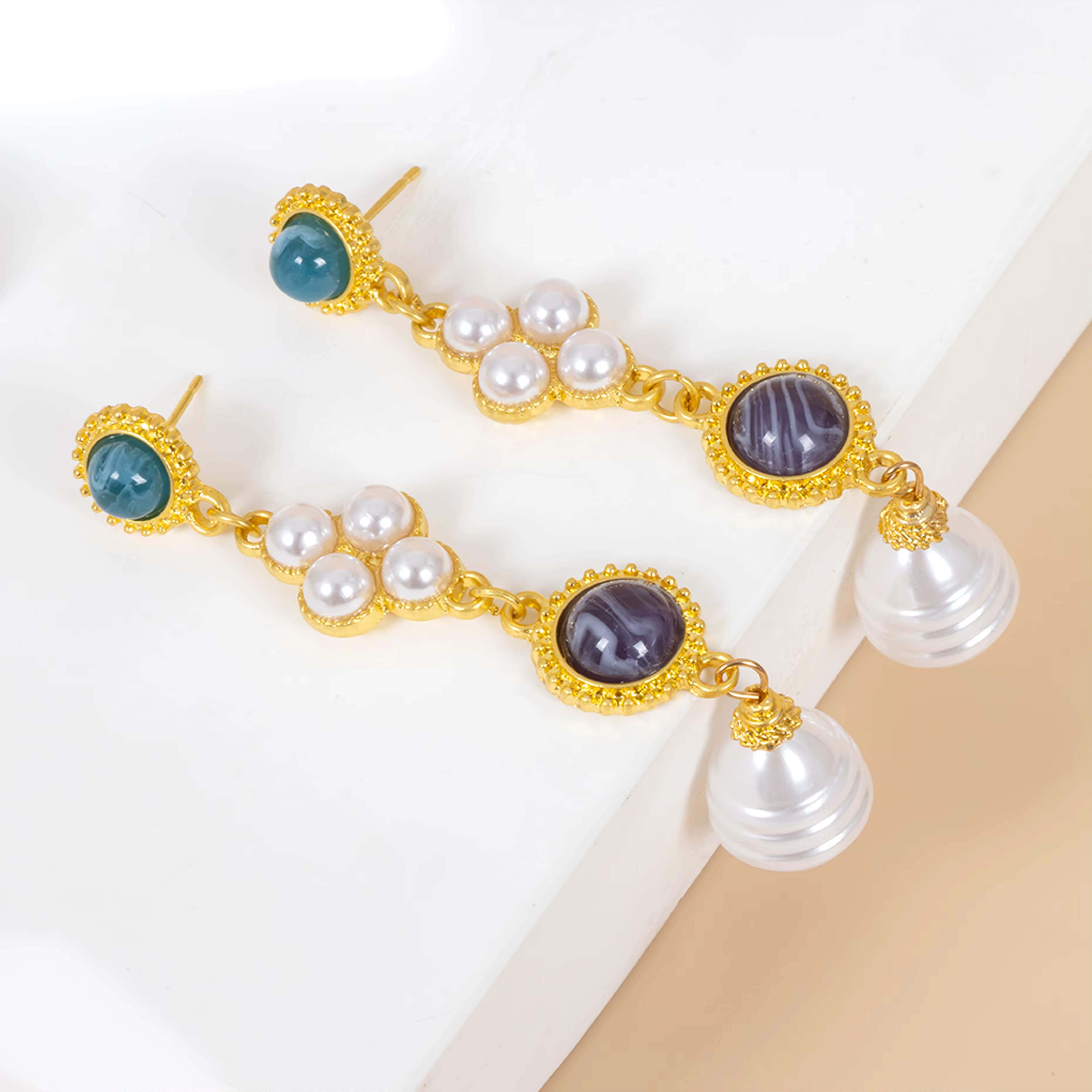 French Oval Lace Artificial Pearl Earrings Fashionable Design Collarbone Unique Retro Style Earrings Jewelry Wedding Gifts