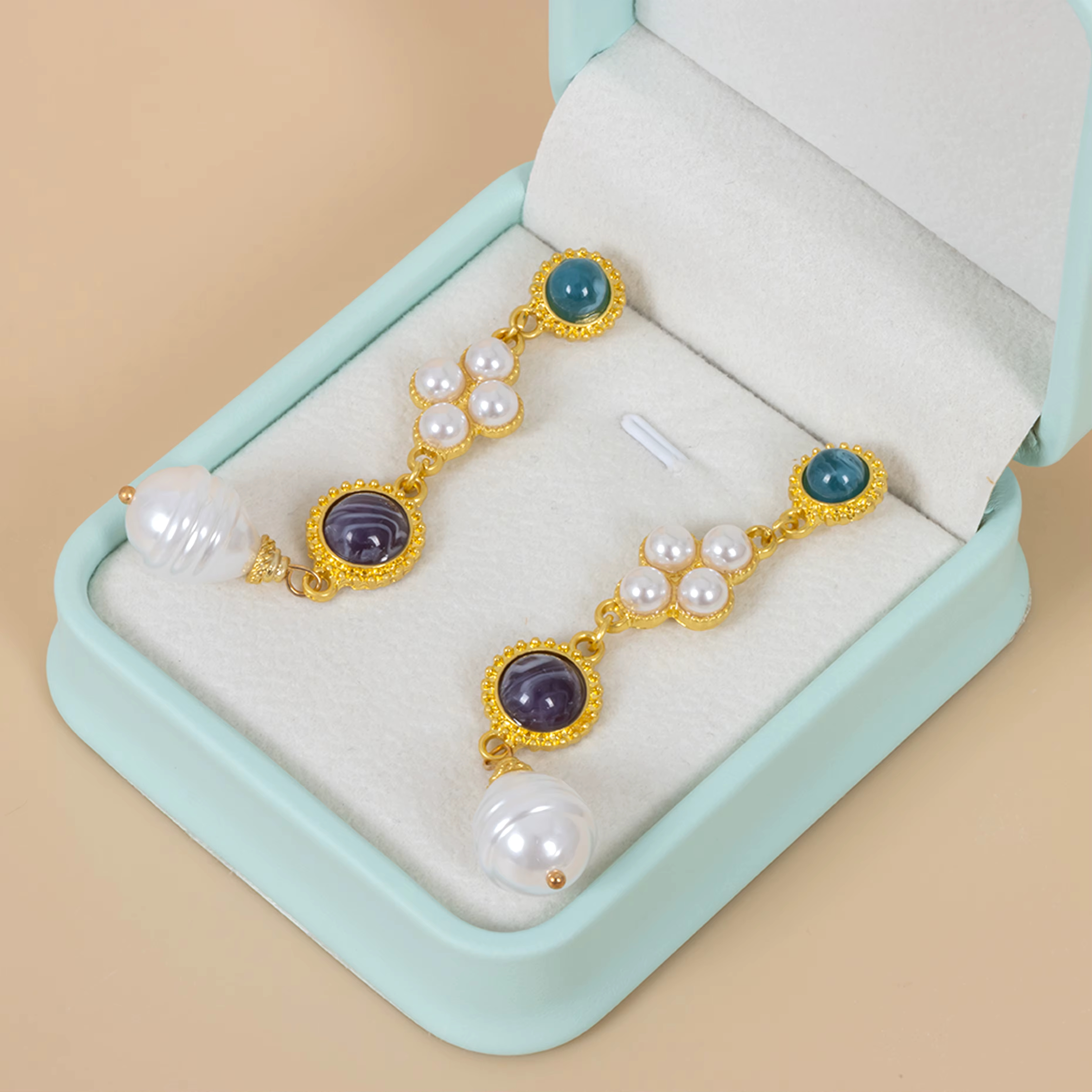 French Oval Lace Artificial Pearl Earrings Fashionable Design Collarbone Unique Retro Style Earrings Jewelry Wedding Gifts
