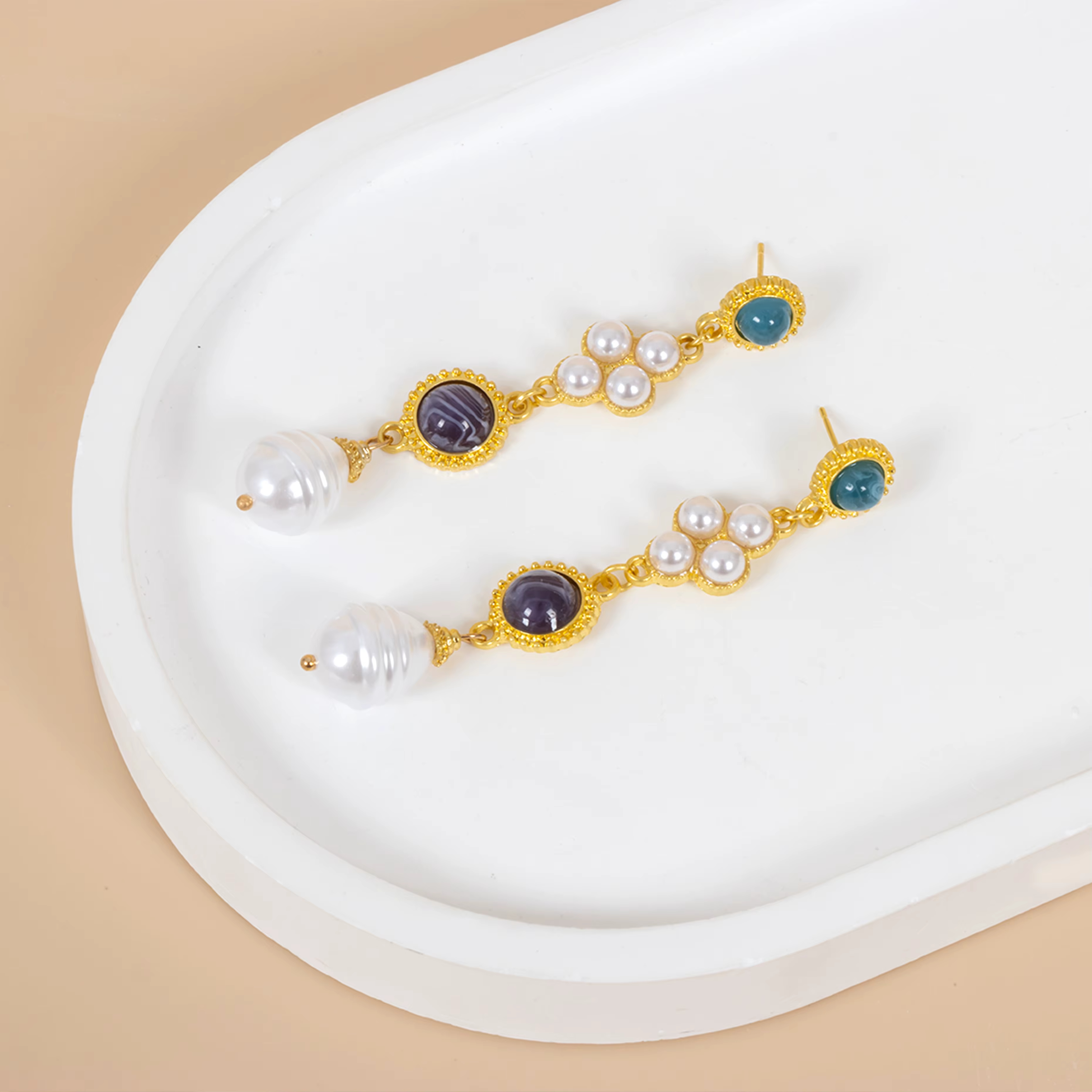 French Oval Lace Artificial Pearl Earrings Fashionable Design Collarbone Unique Retro Style Earrings Jewelry Wedding Gifts