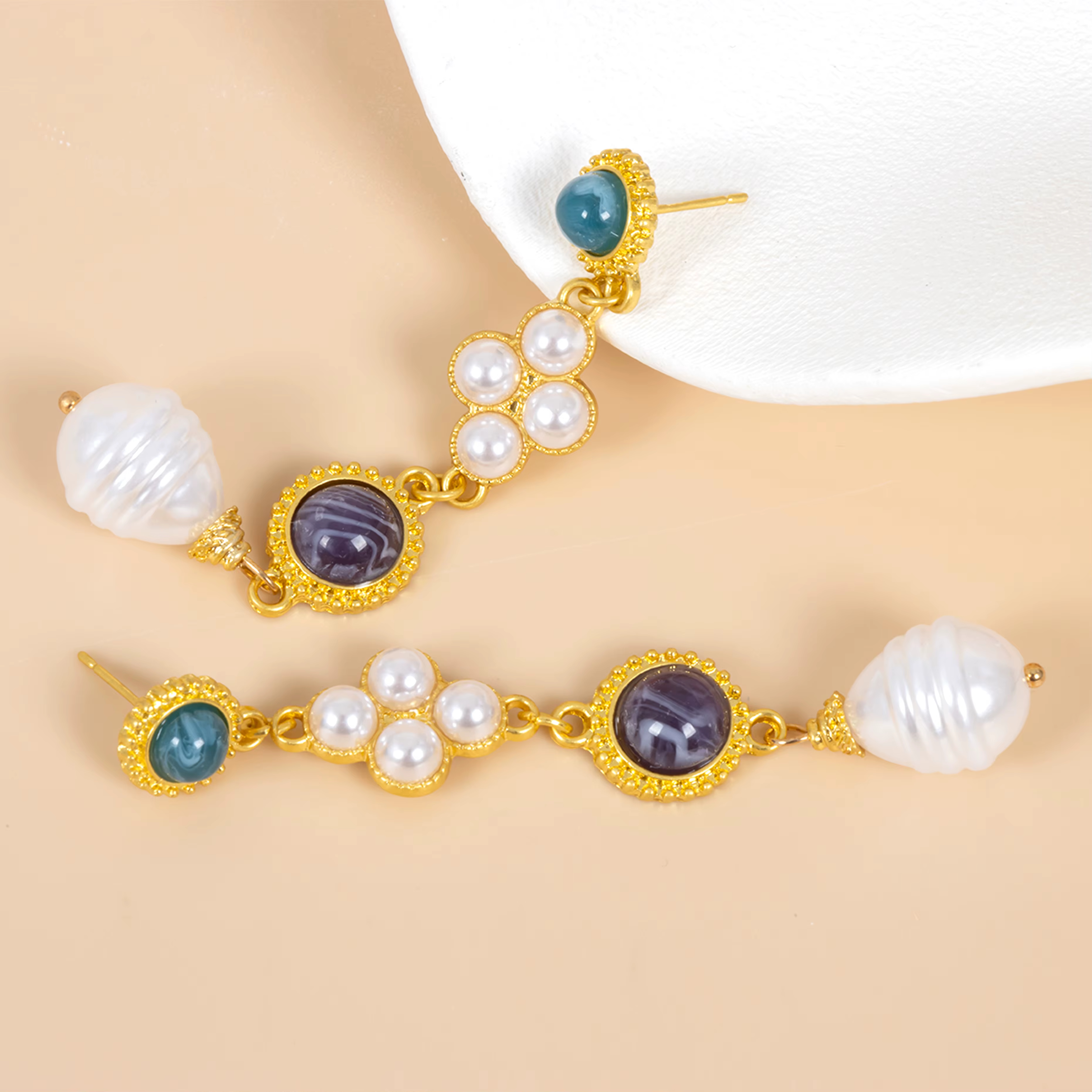 French Oval Lace Artificial Pearl Earrings Fashionable Design Collarbone Unique Retro Style Earrings Jewelry Wedding Gifts