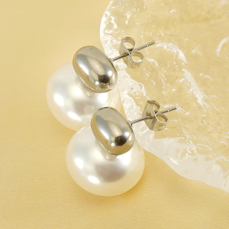 Geometric 18K Gold-Plated Retro Ethnic Style Earrings Cute Pearl Design New Fashion Drop Earrings Hot Sellers