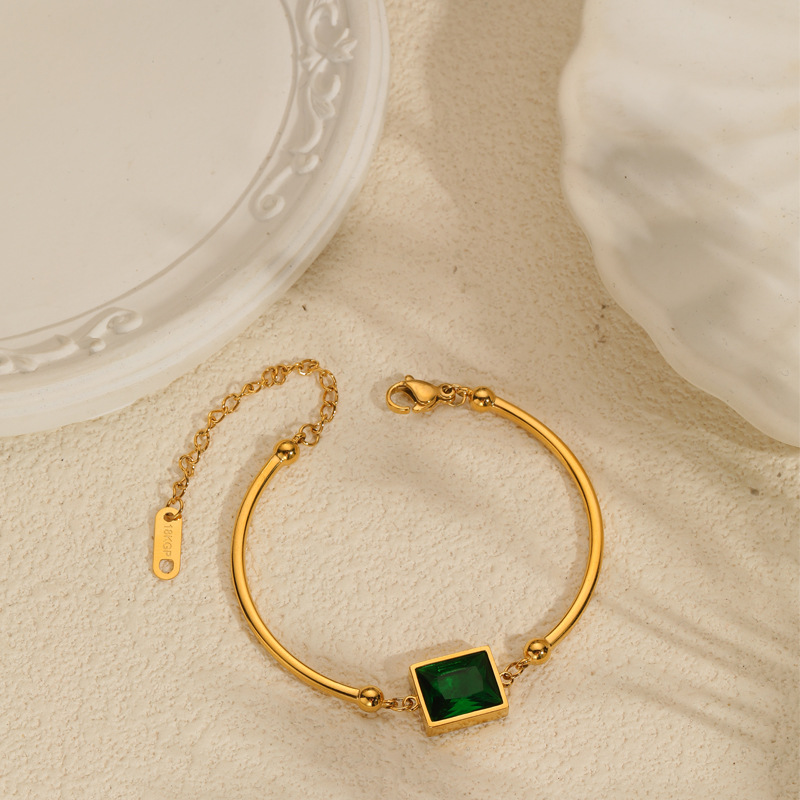 18K Gold Plated Emerald Green Gem Bracelet – Elegant Square Stone Bangle for Women