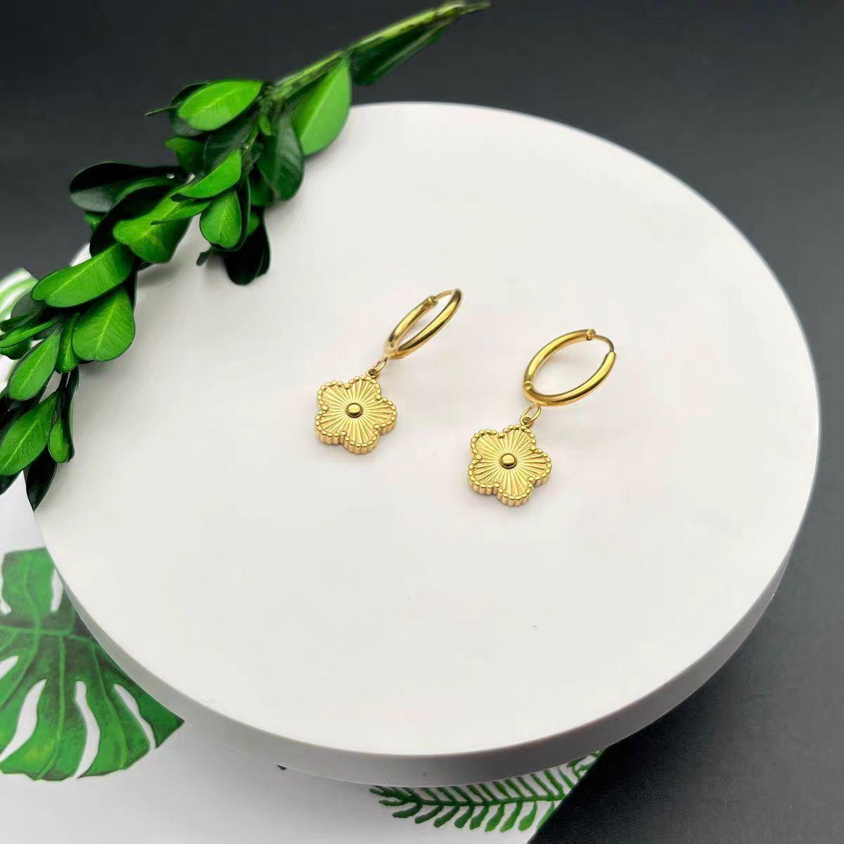 Gold Engraved Floral Drop Earrings for Women – Lightweight Vintage Style Flower Dangle Earrings for Elegant Looks, Gifts, and Everyday Wear