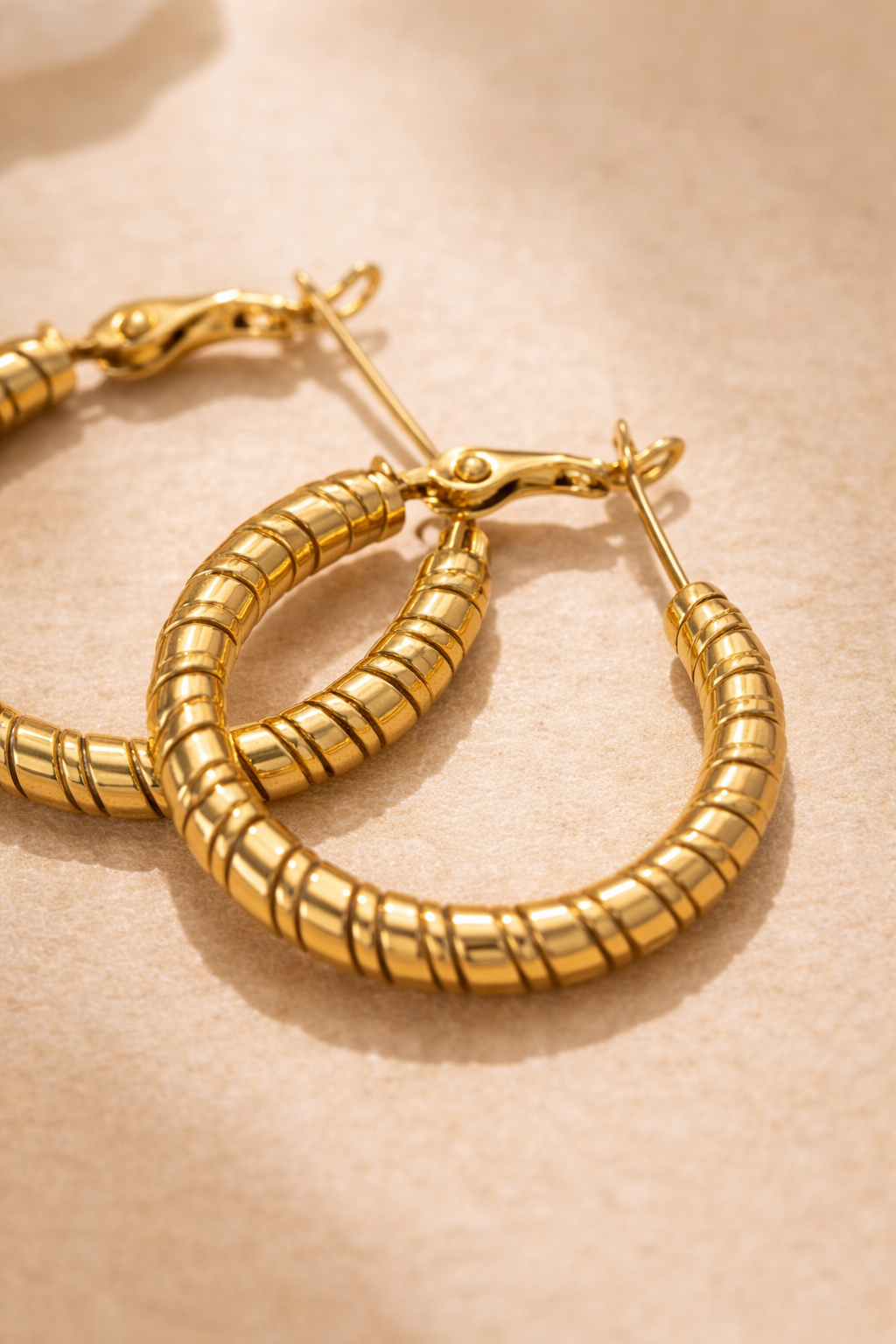 Gold Plated Stainless Steel Hoop Earrings for Women Chunky Stainless Steel Earrings Fashion Stainless Steel Jewelry