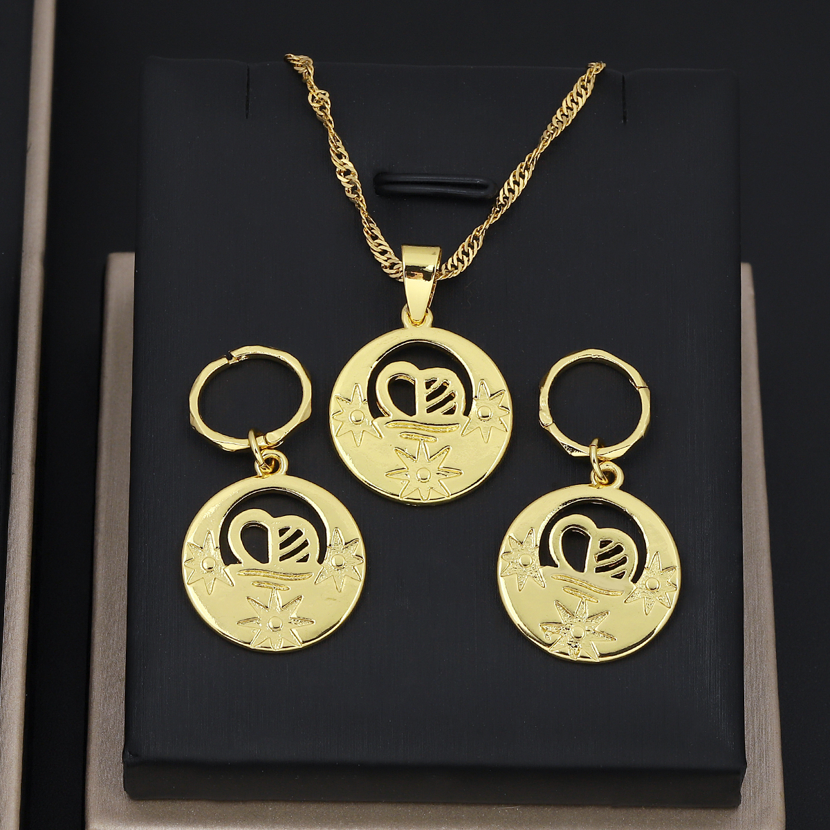 Gold Plated Wedding Jewelry Set Wholesale Luxury Kiribati Fiji Micronesia Necklace Pendant Earring Unisex