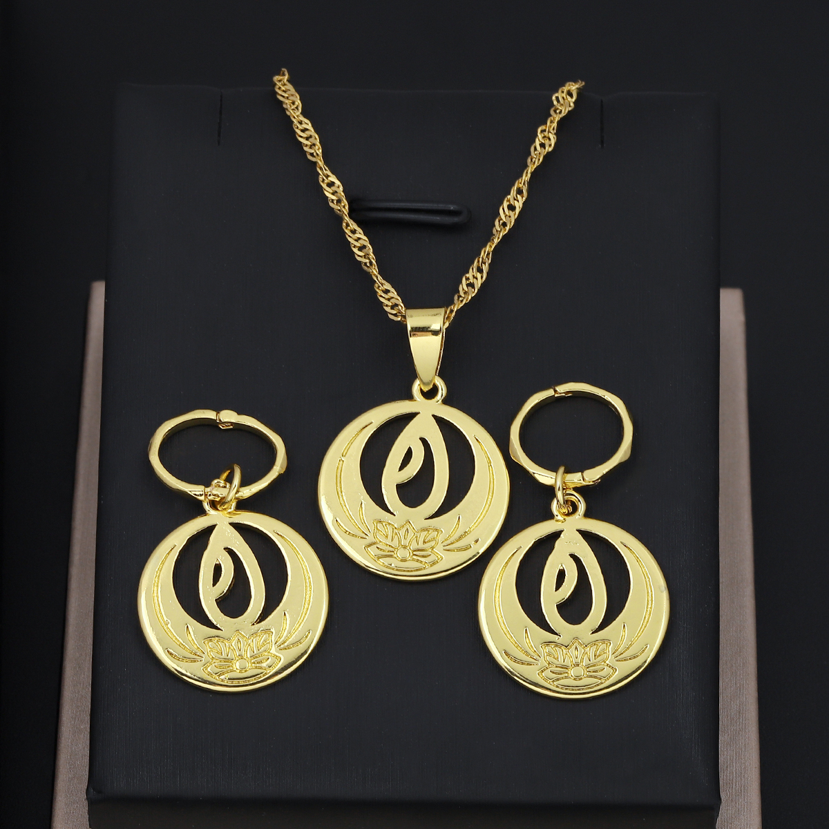 Gold Plated Wedding Jewelry Set Wholesale Luxury Kiribati Fiji Micronesia Necklace Pendant Earring Unisex