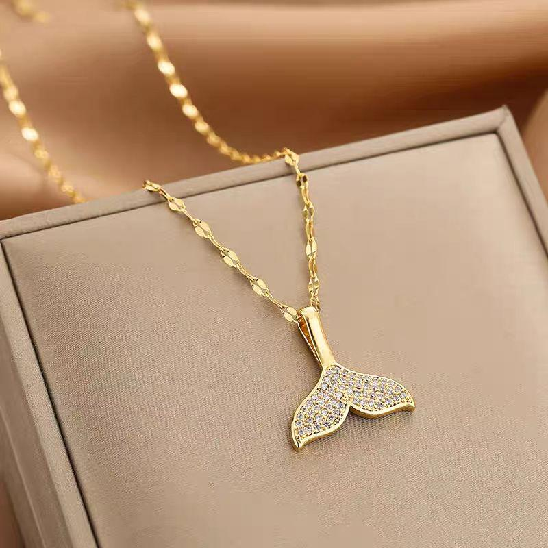Gold Whale Tail Pendant Necklace for Women – Ocean Inspired Minimalist Jewelry with Zircon
