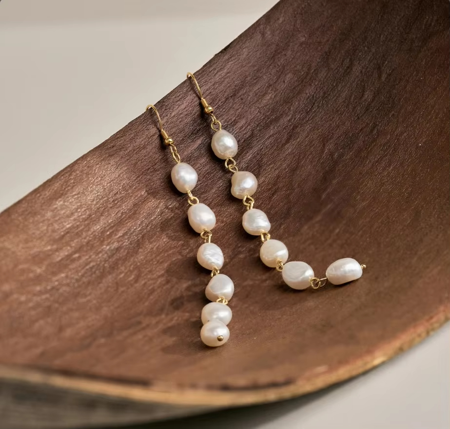 Handmade Single Freshwater Pearl Hoop Earrings Minimalist Design with Cute Style for Bridesmaids or Mother's Day Stock Earrings