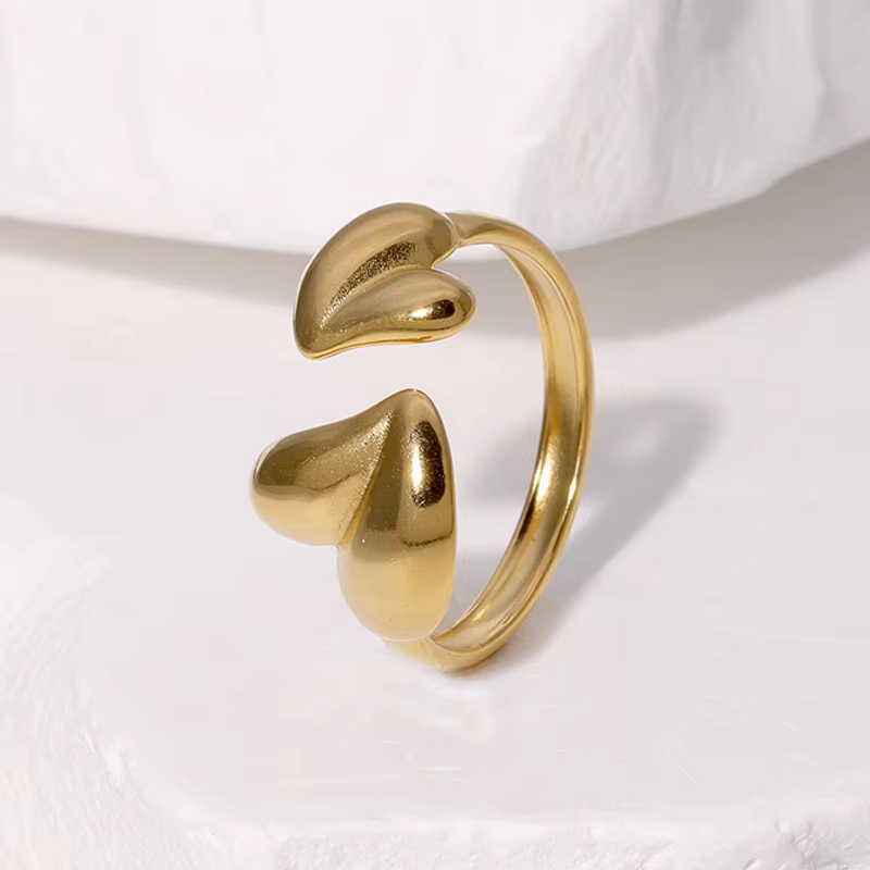 Heart-shaped Gold-plated Stainless Steel Asymmetrical Ring – Fashion Jewelry for Women
