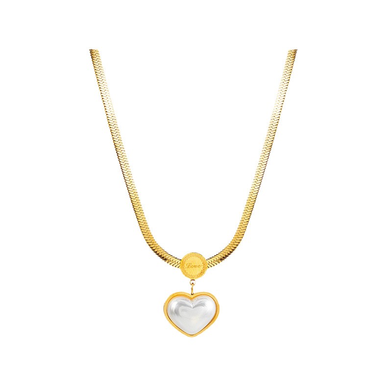 Heart-Shaped Titanium Steel Pendant Necklace – Elegant Gold Chain with Pearl Center