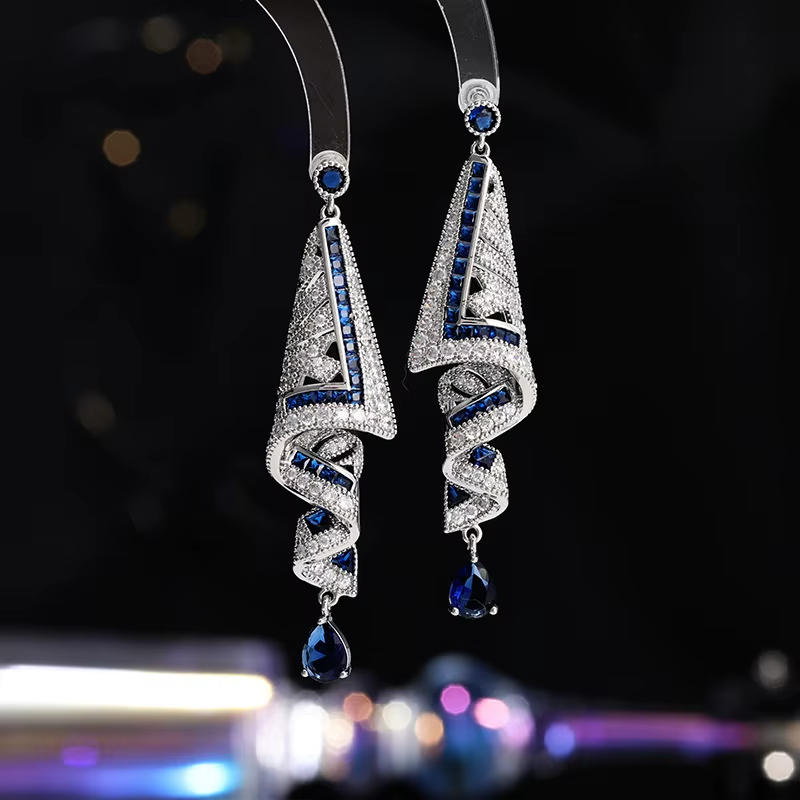 High-End Retro Satin Drop Earrings for Women Heavy Industry Niche Design Famous Family Style Silver Needle Zircon Earrings