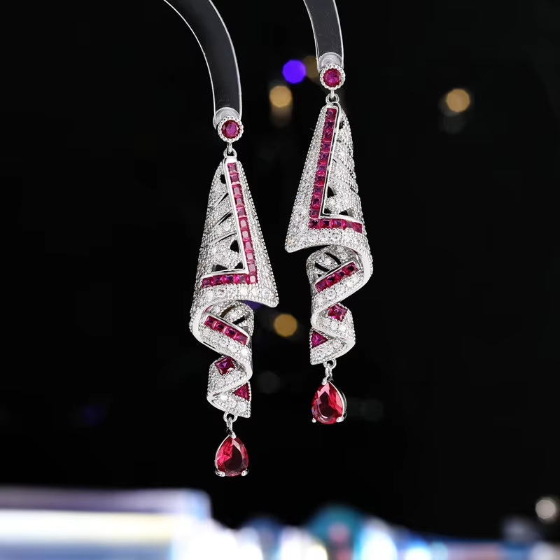 High-End Retro Satin Drop Earrings for Women Heavy Industry Niche Design Famous Family Style Silver Needle Zircon Earrings