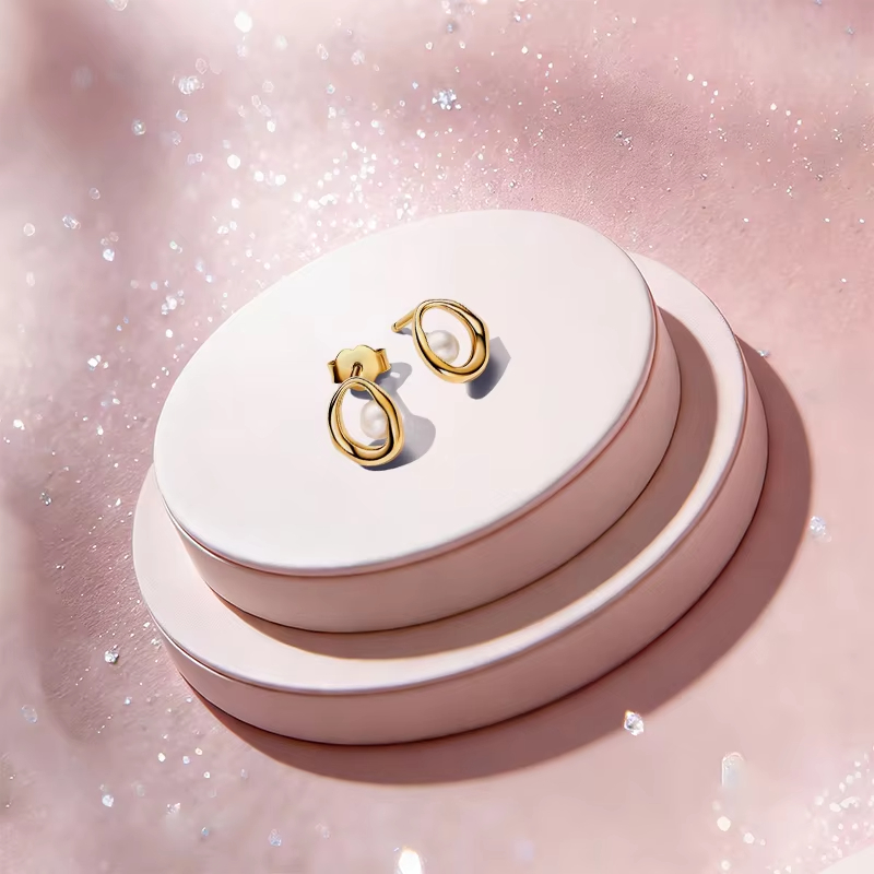 High Quality 18K Gold Bezel Setting Classic Zircon Stud Earrings for Daily Wearing and Gift