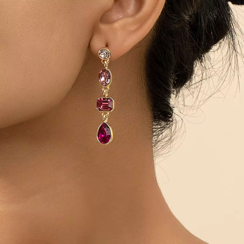 High Quality Gold Plated Statement Crystal Earrings and Jewelry Bridal Wedding Teardrop Crystal Earrings for Women