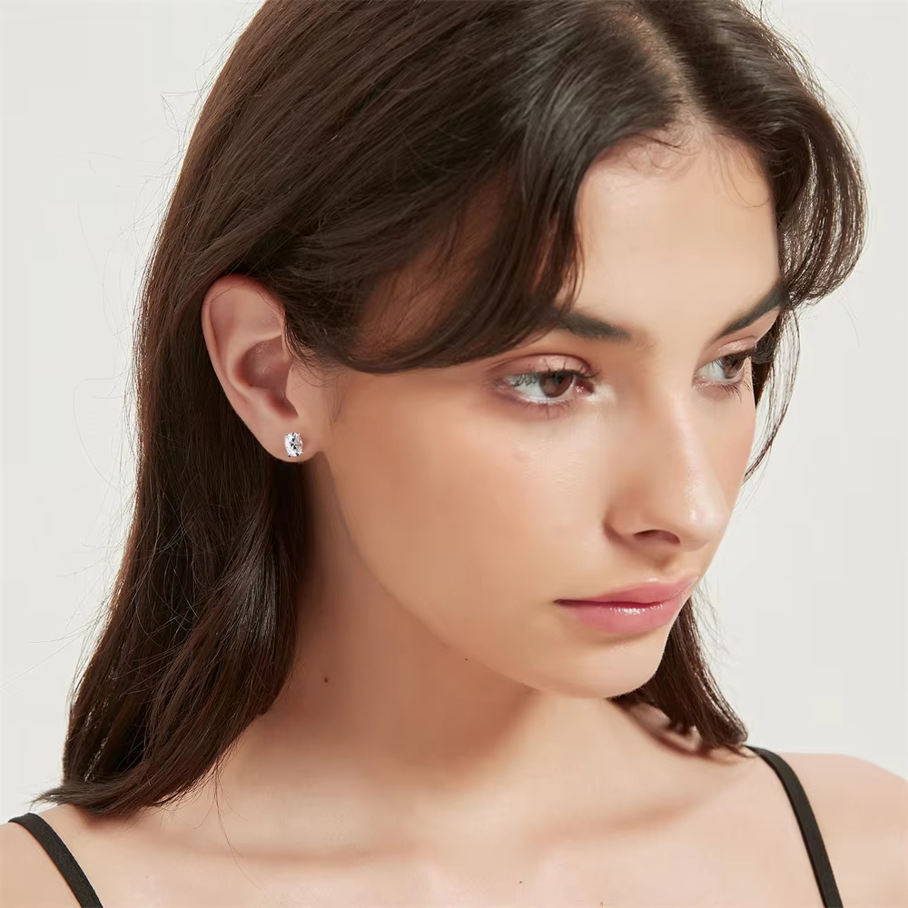 High Quality S925 Sterling Silver Ear Jewelry 0.5ct D Color VVS1 Moissanite Diamond 4 Prong 4*6mm 5*7mm Oval Cut Stud Earrings