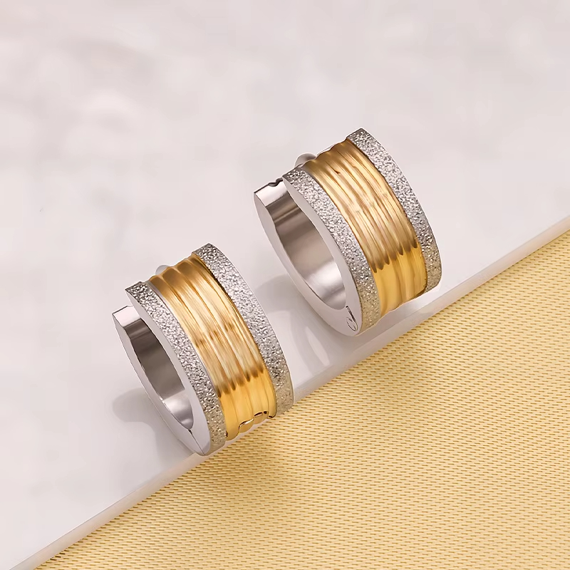 High Quality Vintage Steel Chandelier Dangle Earrings Simple Fashion Stainless Steel Jewelry with Personalized Coil Trendy Style