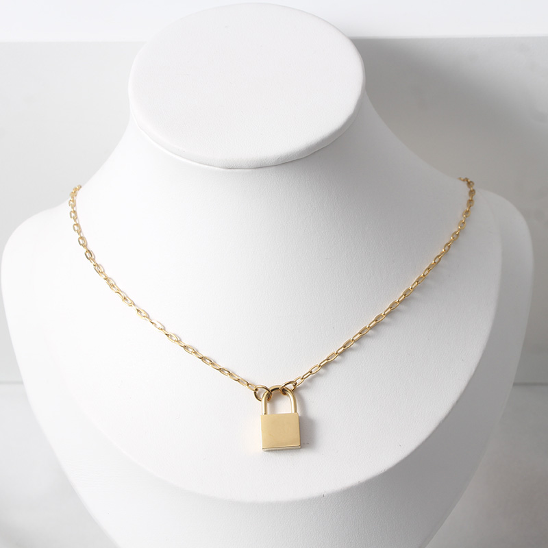 Hot Sales Valentine's Day Gift Stainless Steel Women Elegant Blank Engraved Lock Pendant Necklace