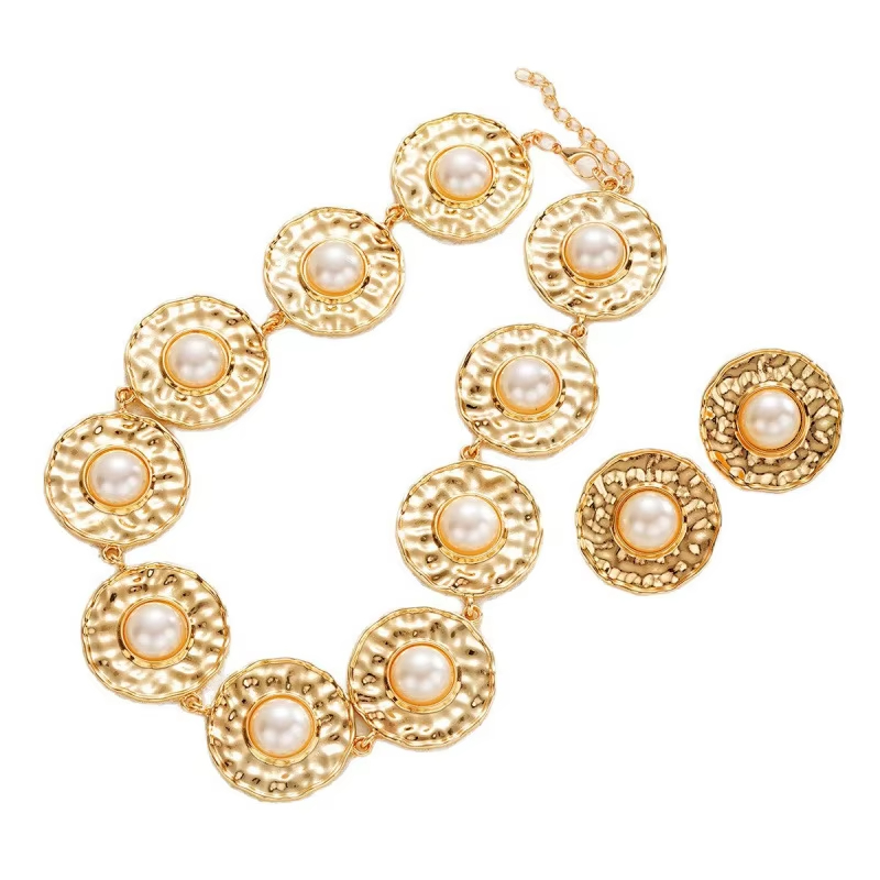 Hot Selling Alloy Inlaid Pearl Layered Geometric Necklace and Earrings Necklace Jewelry Set Fashion All-match Trendy