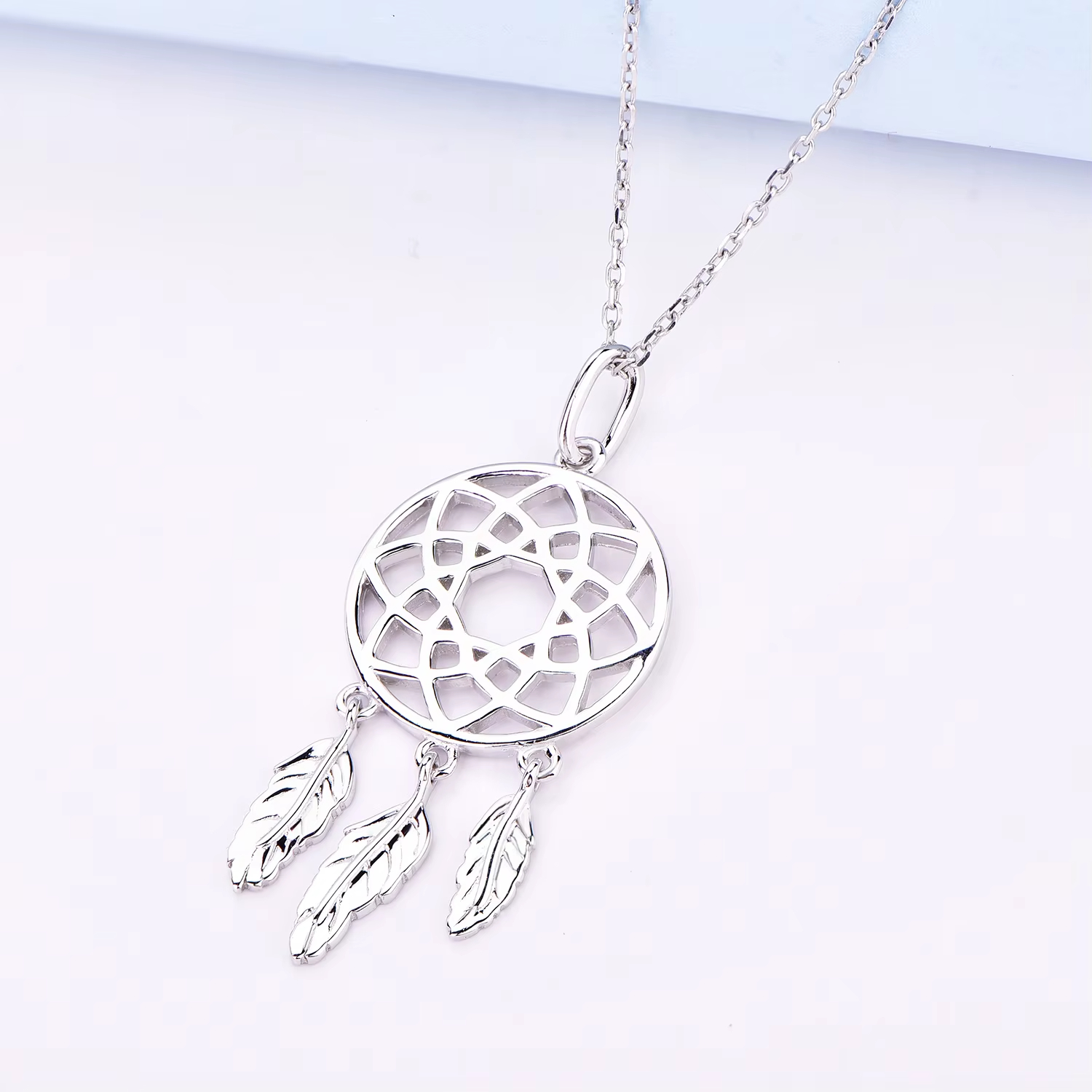 Hot Selling Hypoallergenic Cubic Zircon Vintage 925 Sterling Silver Love Carrying Feathers Fine Jewelry Necklaces