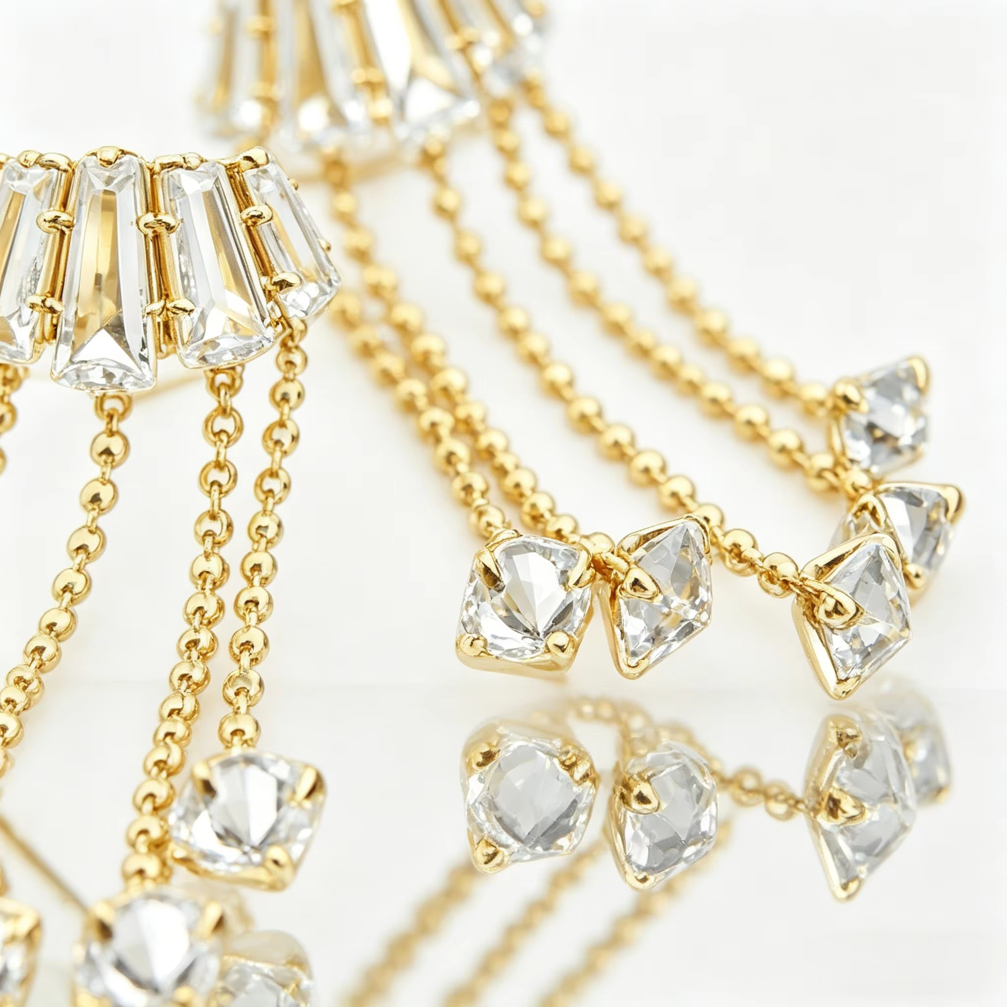 Hypoallergenic S925 Sterling Silver Column Fashion Dangerous Earrings 18K Gold-plated Exquisite Anti-oxidation Earrings