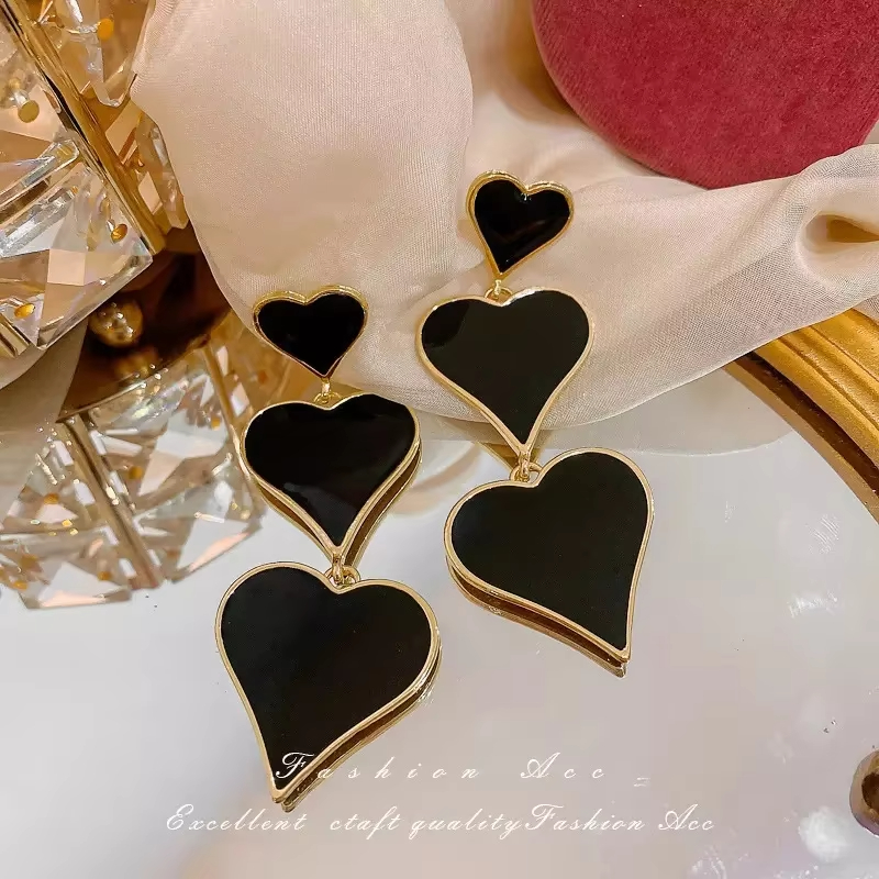 In Stock French Style Vintage Long Dangle Diamond Gold Heart Shaped Earrings