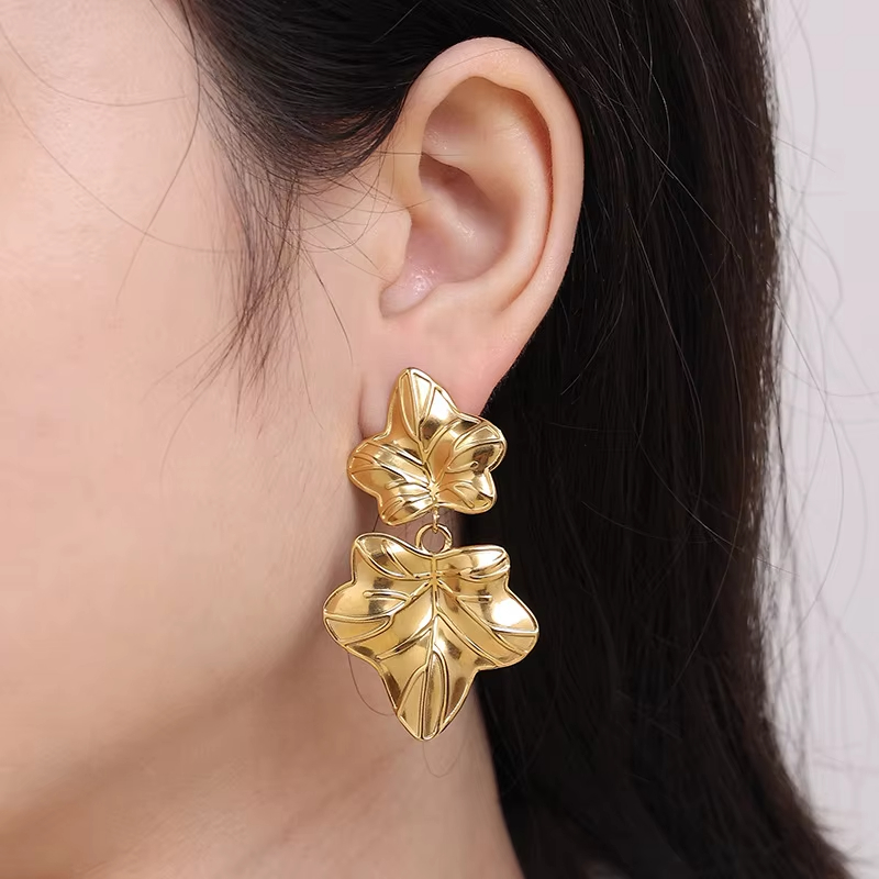 Ins Style Design Maple Leaf Style Earrings Niche Personality Versatile Women's Hip-Hop Minimalist Earrings
