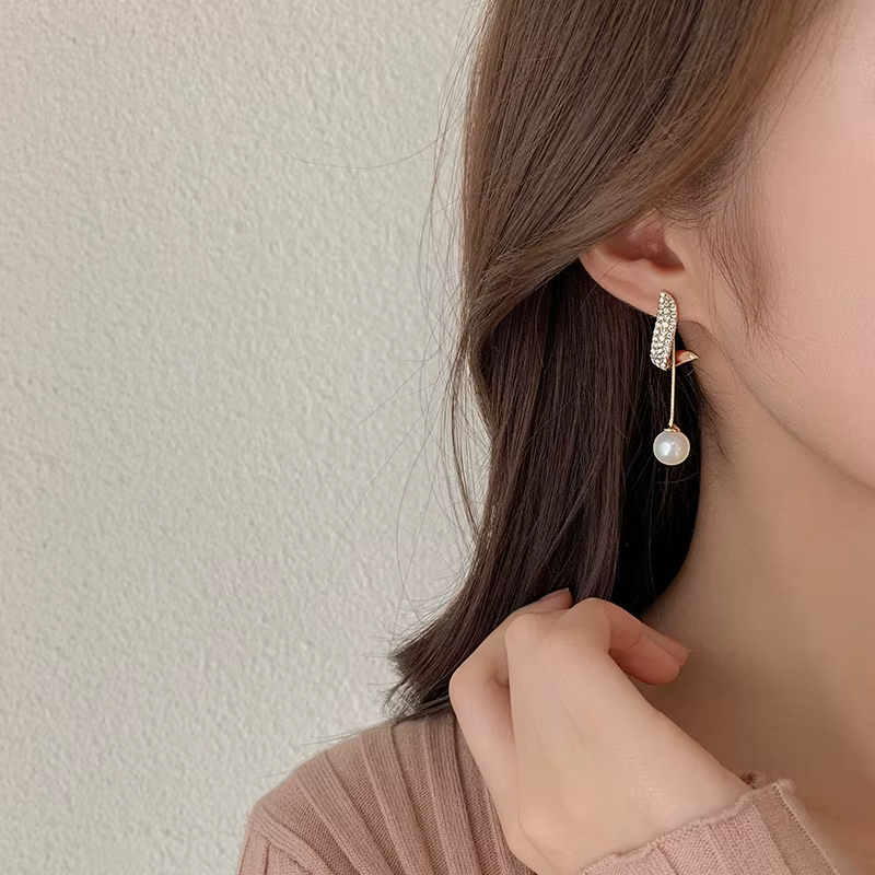 Korean Fashion Tassel Long Crystal Earrings Women Fashion Water Drop Crystal Pearl Earrings